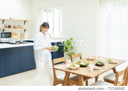 Dining kitchen interior image 71536082