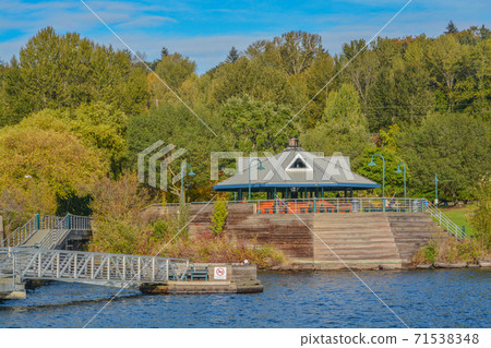 The walkway over the water in Coulon Beach Park on Lake Washington in Renton The walkway over the water in Coulon Beach Park on Lake Washington in Renton 71538348