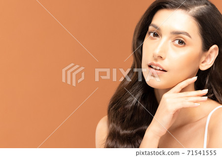 Beauty asian women touching soft chinskin close up face beauty. Beauty asian women touching soft chinskin close up face beauty. 71541555