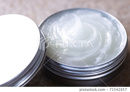 凡士林的保濕措施 71542857