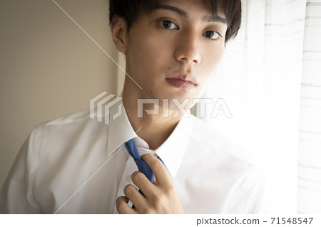 做穿衣的商人 71548547