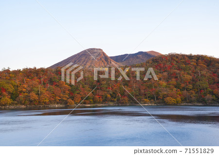 Rokkishon Oike在秋天 71551829