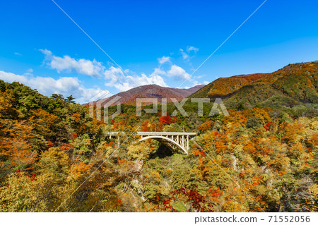 Naruko Gorge in autumn colors Naruko Gorge Miyagi Prefecture Naruko Gorge in autumn colors Naruko Gorge Miyagi Prefecture 71552056
