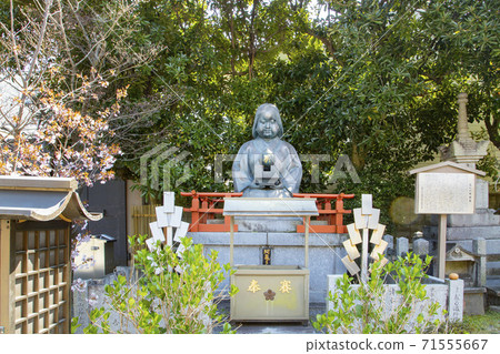 Senbon Shakado Daihoonji Temple Okamezuka 71555667