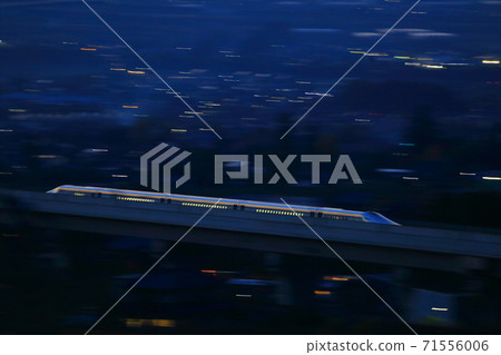 夜間線性運行 71556006