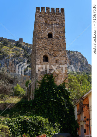 Famous historic buildings castle tower Famous historic buildings castle tower 71567536