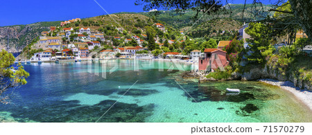 Most beautiful greek coastal villages - colorful Assos in Cefalonia. Ionian islands of Greece 71570279