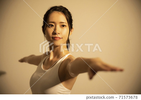 女運動員運動 71573678