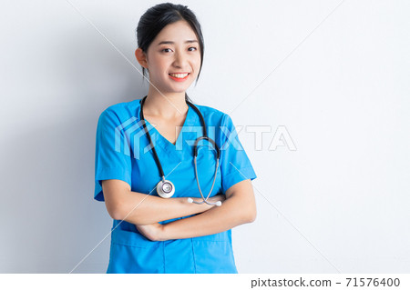 Woman doctor Woman doctor 71576400