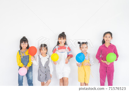 Children party 71576523