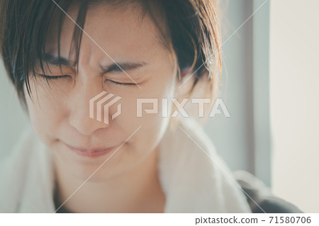 Morning when my eyes hurt Morning when my eyes hurt 71580706