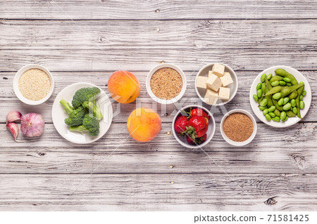 Estrogen-Rich Foods, Menopause Diet. Estrogen-Rich Foods, Menopause Diet. 71581425