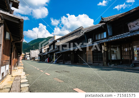 Mino City, Gifu Prefecture Udatsu Wall Historical District Mino City, Gifu Prefecture Udatsu Wall Historical District 71581575