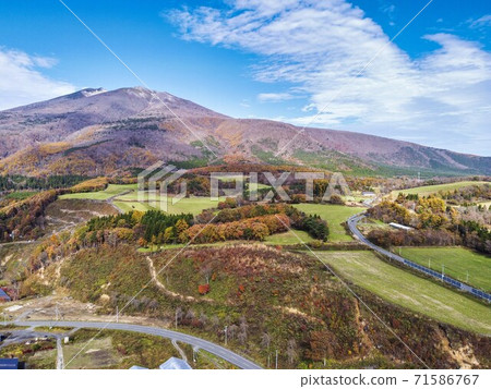 Mt. Fubo drone photographed from Shichikashuku in late autumn Autumn leaves Shichikashuku Town, Miyagi Prefecture Mt. Fubo drone photographed from Shichikashuku in late autumn Autumn leaves Shichikashuku Town, Miyagi Prefecture 71586767