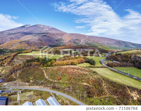 Mt. Fubo drone photographed from Shichikashuku in late autumn Autumn leaves Shichikashuku Town, Miyagi Prefecture Mt. Fubo drone photographed from Shichikashuku in late autumn Autumn leaves Shichikashuku Town, Miyagi Prefecture 71586768