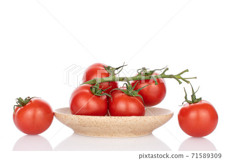 Cherry tomato on white 71589309