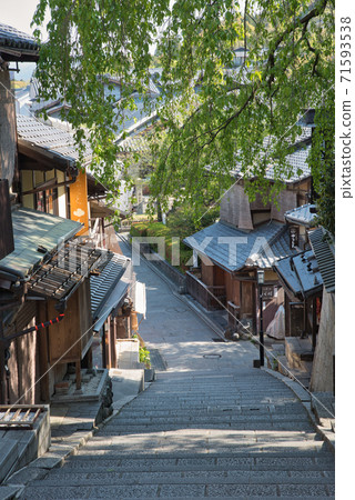 [京都府]本館寺八坂塔 71593538