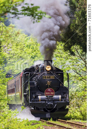 SL Banetsu Monogatari running on the fresh green Ban-Etsusai Line, Kitakata City, Fukushima Prefecture SL Banetsu Monogatari running on the fresh green Ban-Etsusai Line, Kitakata City, Fukushima Prefecture 71603376