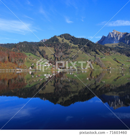 Autumn day at Lake Wagital. Autumn day at Lake Wagital. 71603460