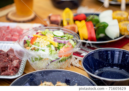 Camp cuisine Camp cuisine 71605629