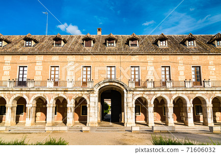 Casa de Caballeros in Aranjuez, Spain 71606032