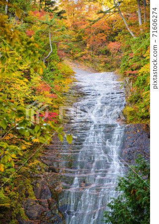 Kobee Falls, Tatemata Valley Kobee Falls, Tatemata Valley 71606274