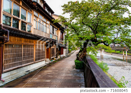 Kazuemachi Chaya District, Kanazawa City, Ishikawa Prefecture 71608045