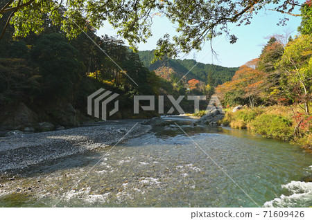 Okutama_Mountain stream scenery_Autumn Okutama_Mountain stream scenery_Autumn 71609426