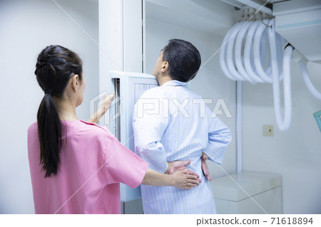 Human dock X-ray Human dock X-ray 71618894
