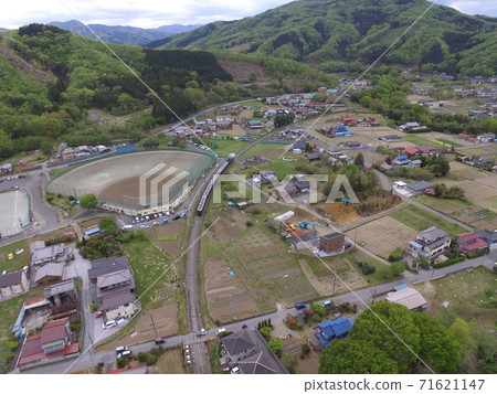 從空中看的棒球場,SL〜無人機鳥瞰圖(崎玉縣秩父郡長垣郡長田町瑪雅塔,美濃野町下田野) 從空中看的棒球場,SL〜無人機鳥瞰圖(崎玉縣秩父郡長垣郡長田町瑪雅塔,美濃野町下田野) 71621147