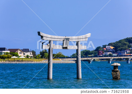 三島水域風光 三島神社 水下鳥居 柏井濱北公園 福岡市東區 照片素材 圖片 圖庫