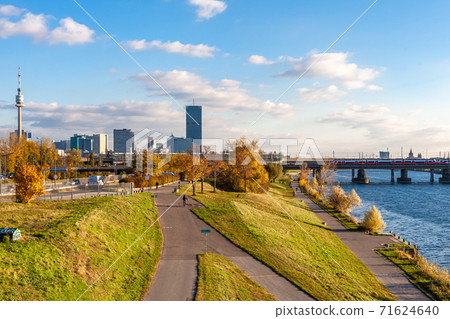 autumn landscape with a view of Vienna autumn landscape with a view of Vienna 71624640