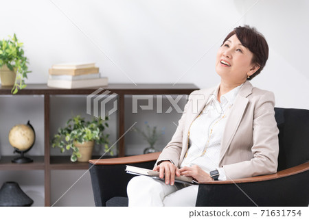 Relaxing woman 71631754