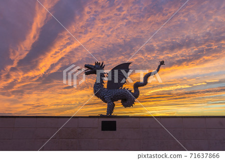 Zilant dragon sculpture against the background of the evening sky in Kazan Zilant dragon sculpture against the background of the evening sky in Kazan 71637866