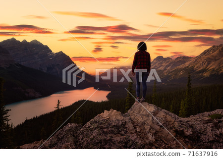 Girl enjoying Canadian Nature Landscape Girl enjoying Canadian Nature Landscape 71637916