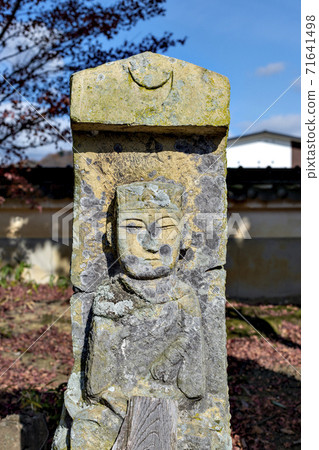 Samantabhadra statue at Rakanji Temple in Kasai City, Hyogo Prefecture Samantabhadra statue at Rakanji Temple in Kasai City, Hyogo Prefecture 71641498