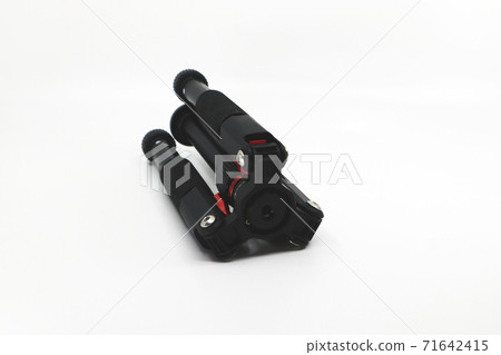 Sturdy, easy-to-use camera tripod Sturdy, easy-to-use camera tripod 71642415