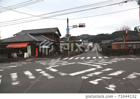 Scramble intersection in Obi Castle Town, Nichinan City, Miyazaki Prefecture 71644132