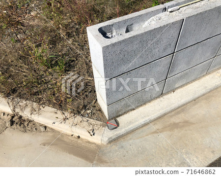 道路邊界 道路邊界 71646862