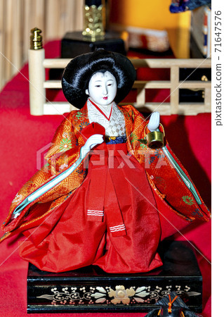 Lady-in-waiting of traditional Hina dolls Lady-in-waiting of traditional Hina dolls 71647576