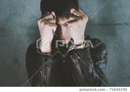 apprehension, handcuff, male 71648299