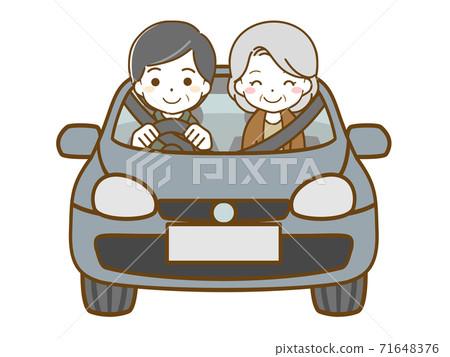 中年男人和一個老女人開車 71648376