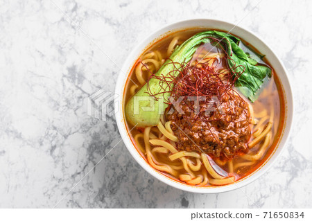 承擔責任 承擔責任 71650834