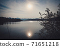Let's feel the autumn atmosphere at Shinjeong Lake 71651218