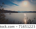 Let's feel the autumn atmosphere at Shinjeong Lake 71651223