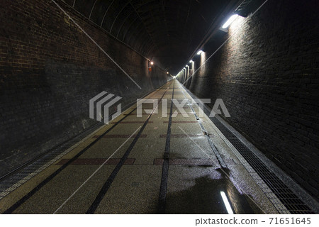 Old Caoling Tunnel 71651645