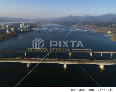 Gacha, Bridge, and River Gacha, Bridge, and River 71652410