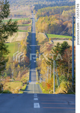 Early morning jet coaster road Kamifurano-cho, Hokkaido 71655748