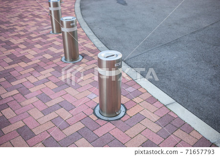 No parking pole No parking pole 71657793