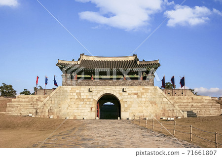 水原華城要塞郊遊 水原華城要塞郊遊 71661807